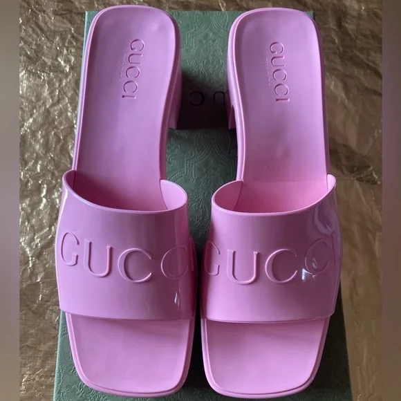 Gucci Rubber slipper and sole sandal - Picture 4 of 9